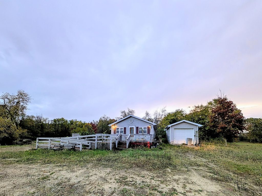 3000 Breckel Highway, Adrian Twp, MI 49221