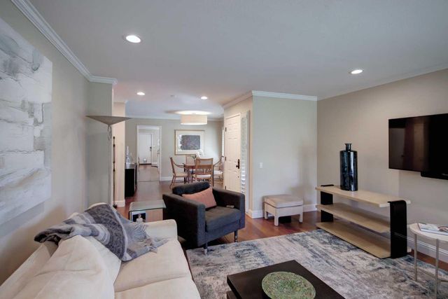 11430 Coloma Rd, Gold River, CA 95670