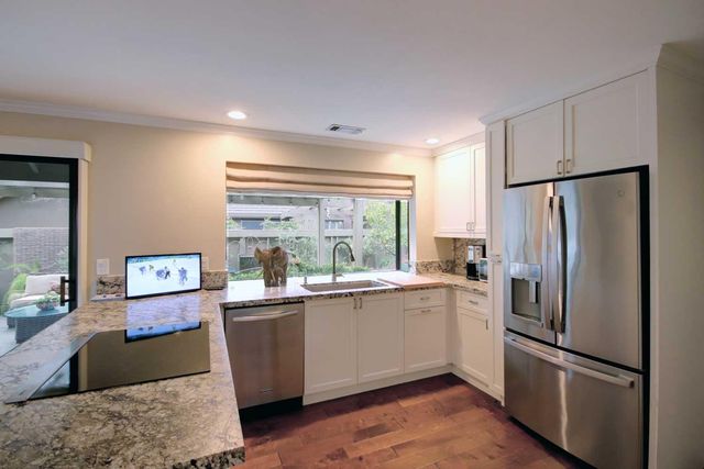 11430 Coloma Rd, Gold River, CA 95670