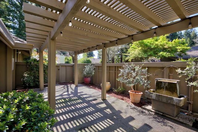 11430 Coloma Rd, Gold River, CA 95670