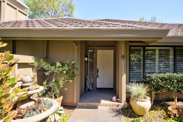 11430 Coloma Rd, Gold River, CA 95670