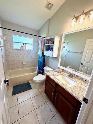 6188 46TH STREET E, Bradenton, FL 34203