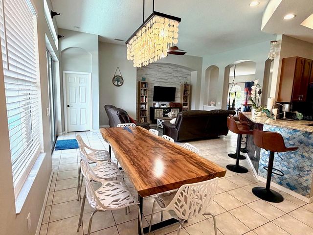 6188 46TH STREET E, Bradenton, FL 34203