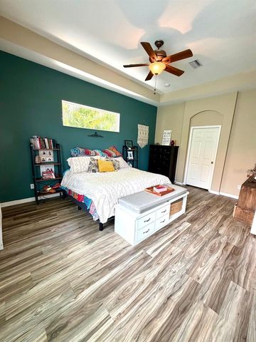 6188 46TH STREET E, Bradenton, FL 34203