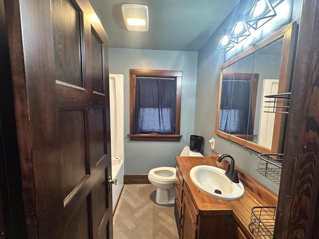 1767 Wisconsin Avenue, Beloit, WI 53511