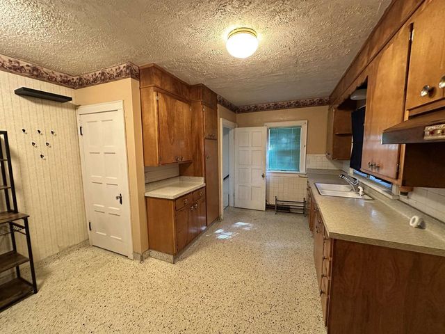 1767 Wisconsin Avenue, Beloit, WI 53511