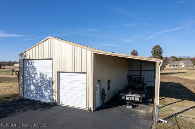 474377 1130 Road, Muldrow, OK 74948