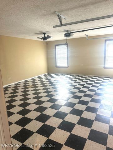 474377 1130 Road, Muldrow, OK 74948