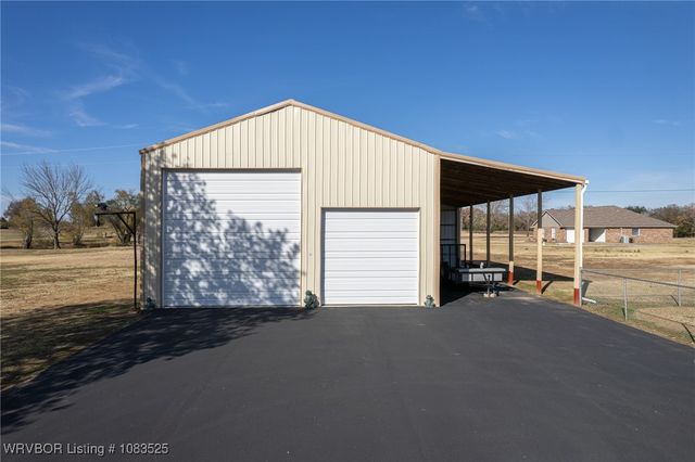 474377 1130 Road, Muldrow, OK 74948