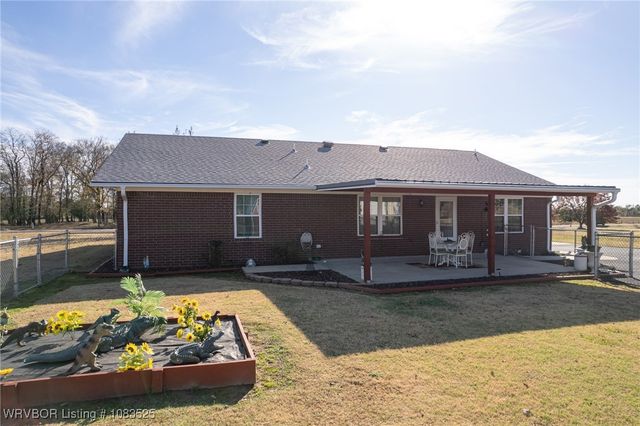 474377 1130 Road, Muldrow, OK 74948