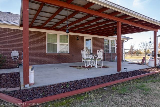 474377 1130 Road, Muldrow, OK 74948