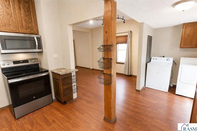 521 Park Lane, Mankato, MN 56001