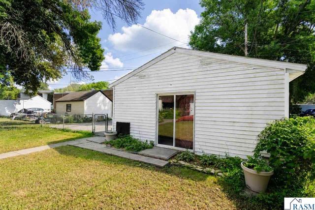 521 Park Lane, Mankato, MN 56001