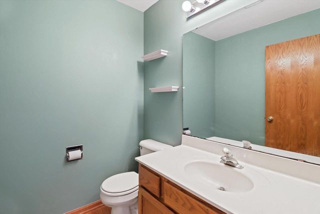 6829 Raymond Road, Madison, WI 53719