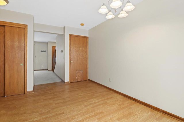 6829 Raymond Road, Madison, WI 53719