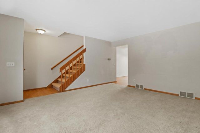 6829 Raymond Road, Madison, WI 53719