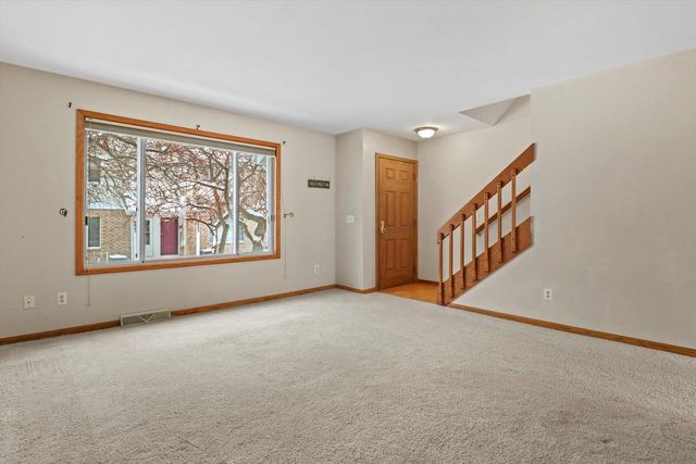 6829 Raymond Road, Madison, WI 53719