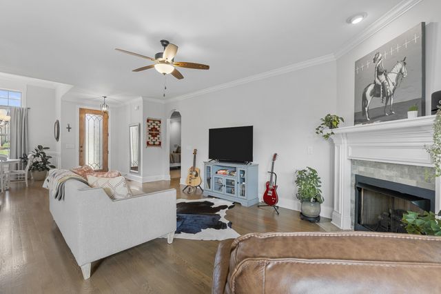 193 Karen Dr, Mount Juliet, TN 37122