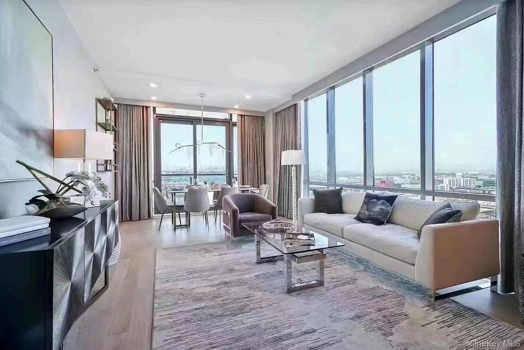 33-66 Farrington 14A, Flushing, NY 11354