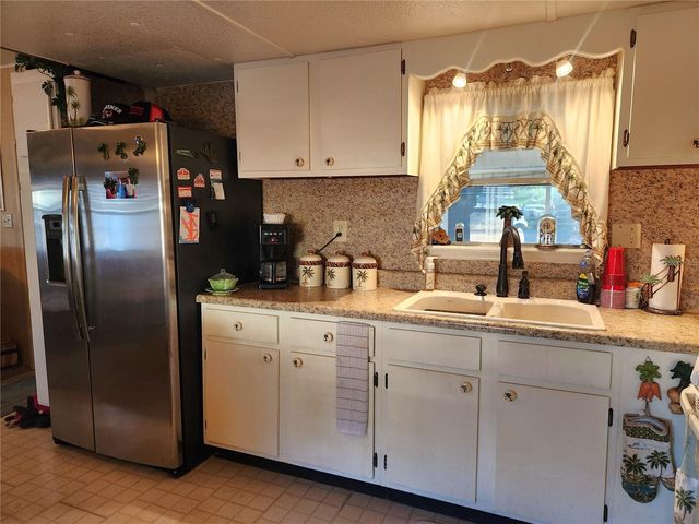 12385 SE 99TH AVENUE, Belleview, FL 34420