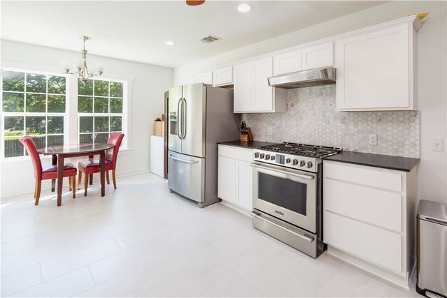 1204 East 28th Street, Bryan, TX 77803