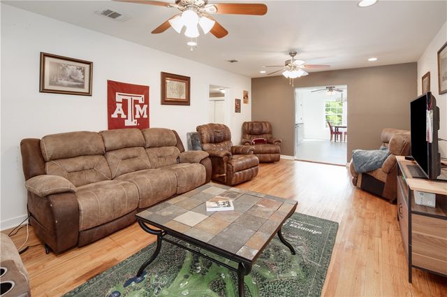 1204 East 28th Street, Bryan, TX 77803