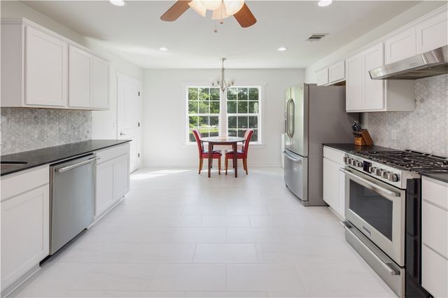 1204 East 28th Street, Bryan, TX 77803