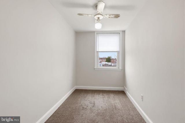 18 GLENHAVEN RD, Glenolden, PA 19036