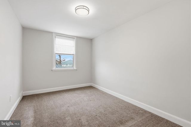 18 GLENHAVEN RD, Glenolden, PA 19036