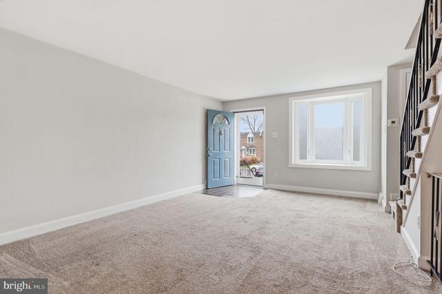 18 GLENHAVEN RD, Glenolden, PA 19036