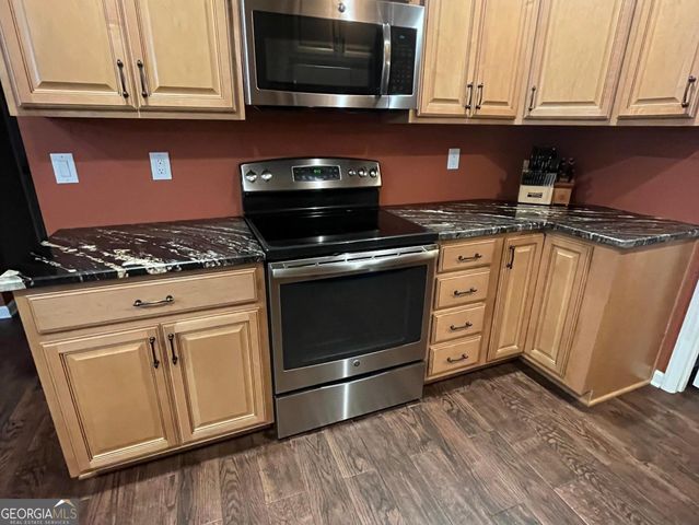 7059 Brigade Court, Villa Rica, GA 30180