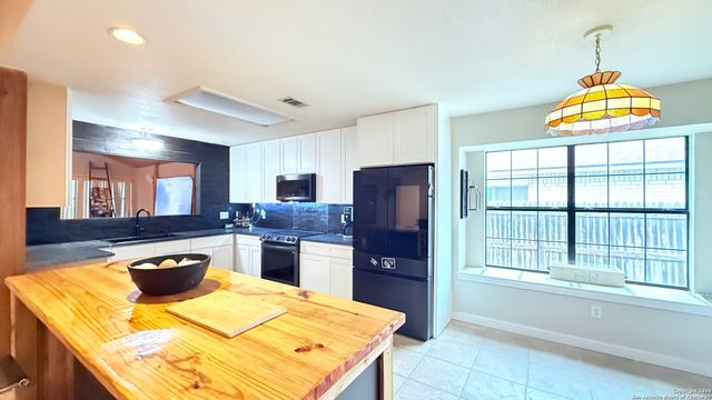 2513 Newning, Schertz, TX 78154