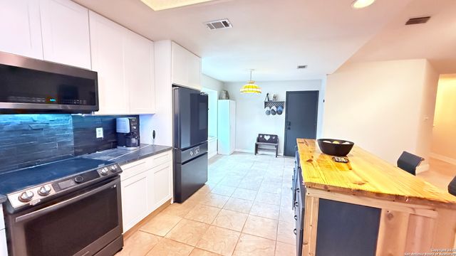 2513 Newning, Schertz, TX 78154