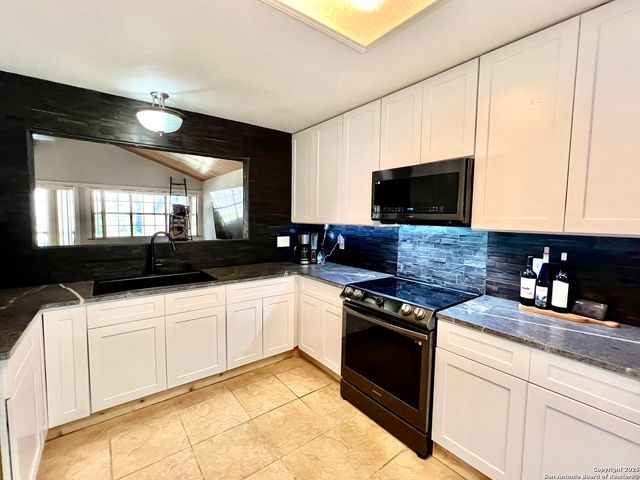 2513 Newning, Schertz, TX 78154