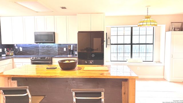 2513 Newning, Schertz, TX 78154