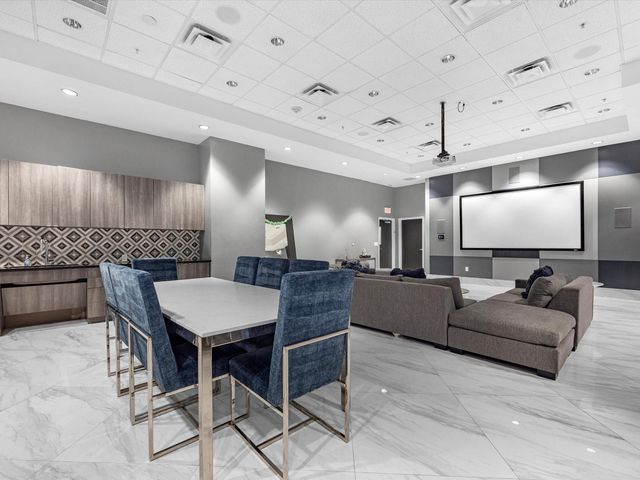 5925 Almeda Road 11218, Houston, TX 77004