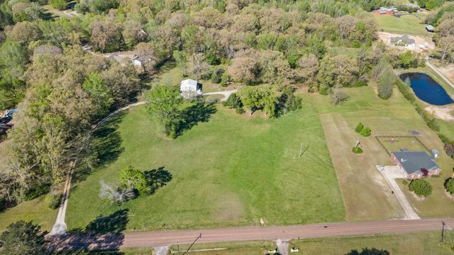 350 COUNTRY CLUB RD, Unincorporated, TN 38068