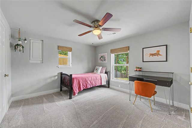 1325 Quail Run Circle, Bentonville, AR 72712