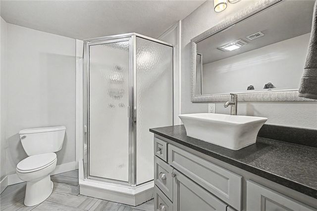 1325 Quail Run Circle, Bentonville, AR 72712