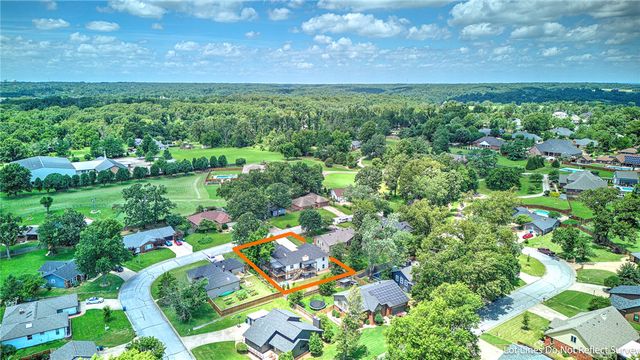 1325 Quail Run Circle, Bentonville, AR 72712
