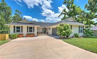 1325 Quail Run Circle, Bentonville, AR 72712