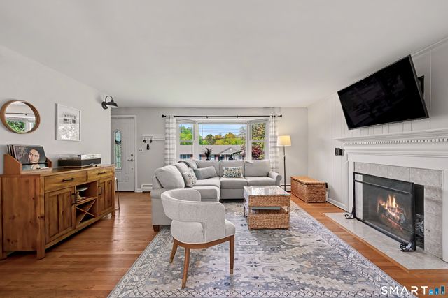 11 Klondike Avenue, Stamford, CT 06907