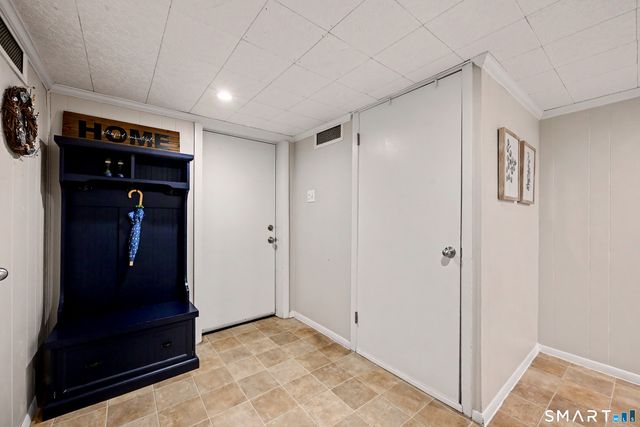 11 Klondike Avenue, Stamford, CT 06907