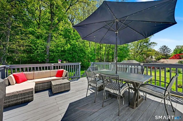 11 Klondike Avenue, Stamford, CT 06907