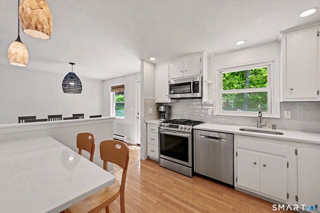 11 Klondike Avenue, Stamford, CT 06907