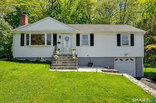11 Klondike Avenue, Stamford, CT 06907