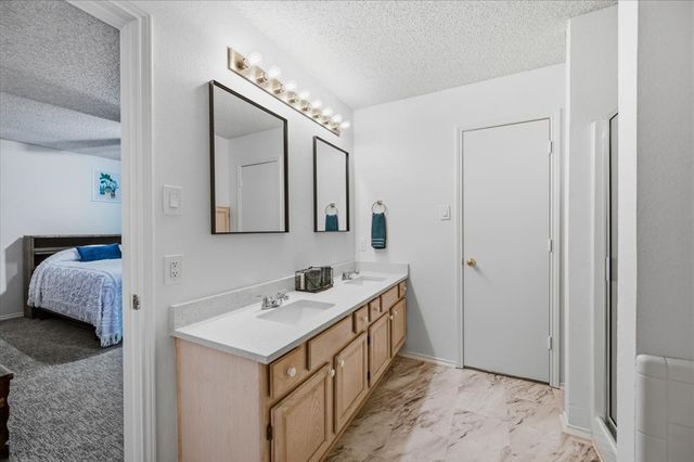 407 Nita Lane, Euless, TX 76040