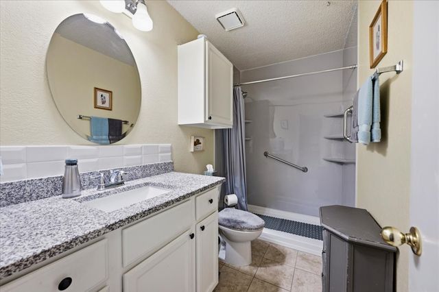 407 Nita Lane, Euless, TX 76040