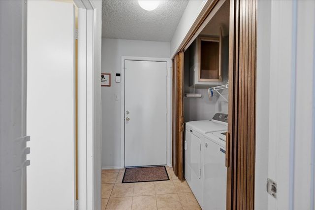 407 Nita Lane, Euless, TX 76040