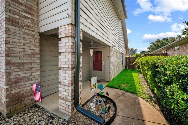 407 Nita Lane, Euless, TX 76040